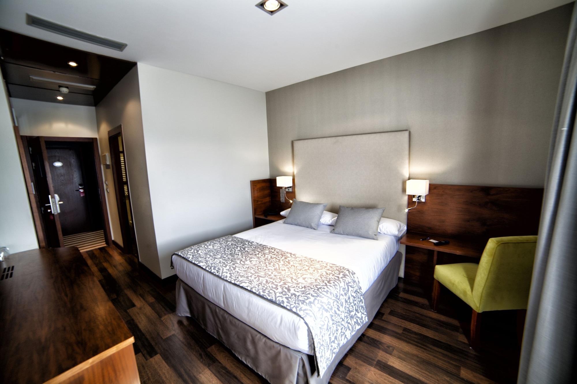 Hotel Parque Real Ciudad Real Bagian luar foto