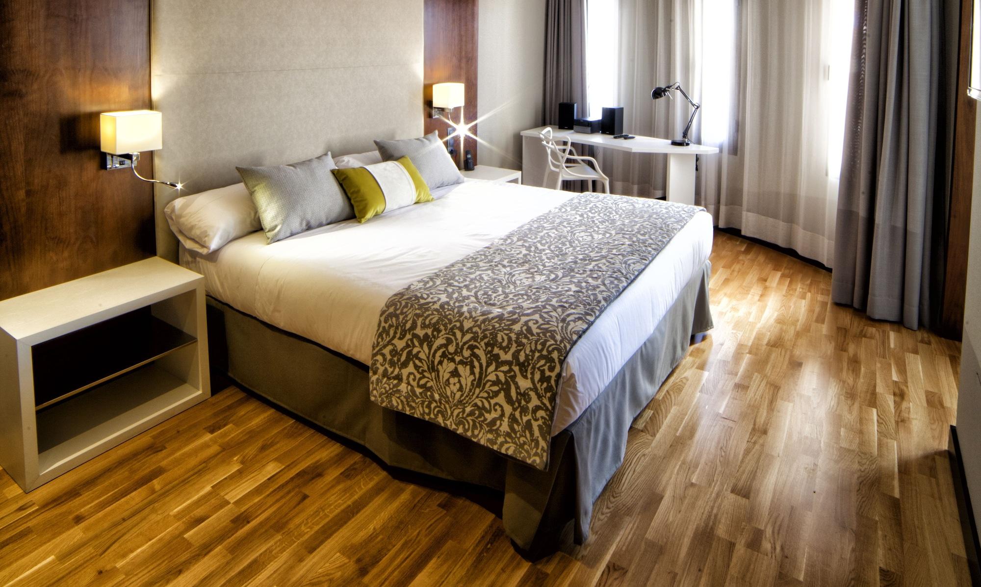 Hotel Parque Real Ciudad Real Bagian luar foto